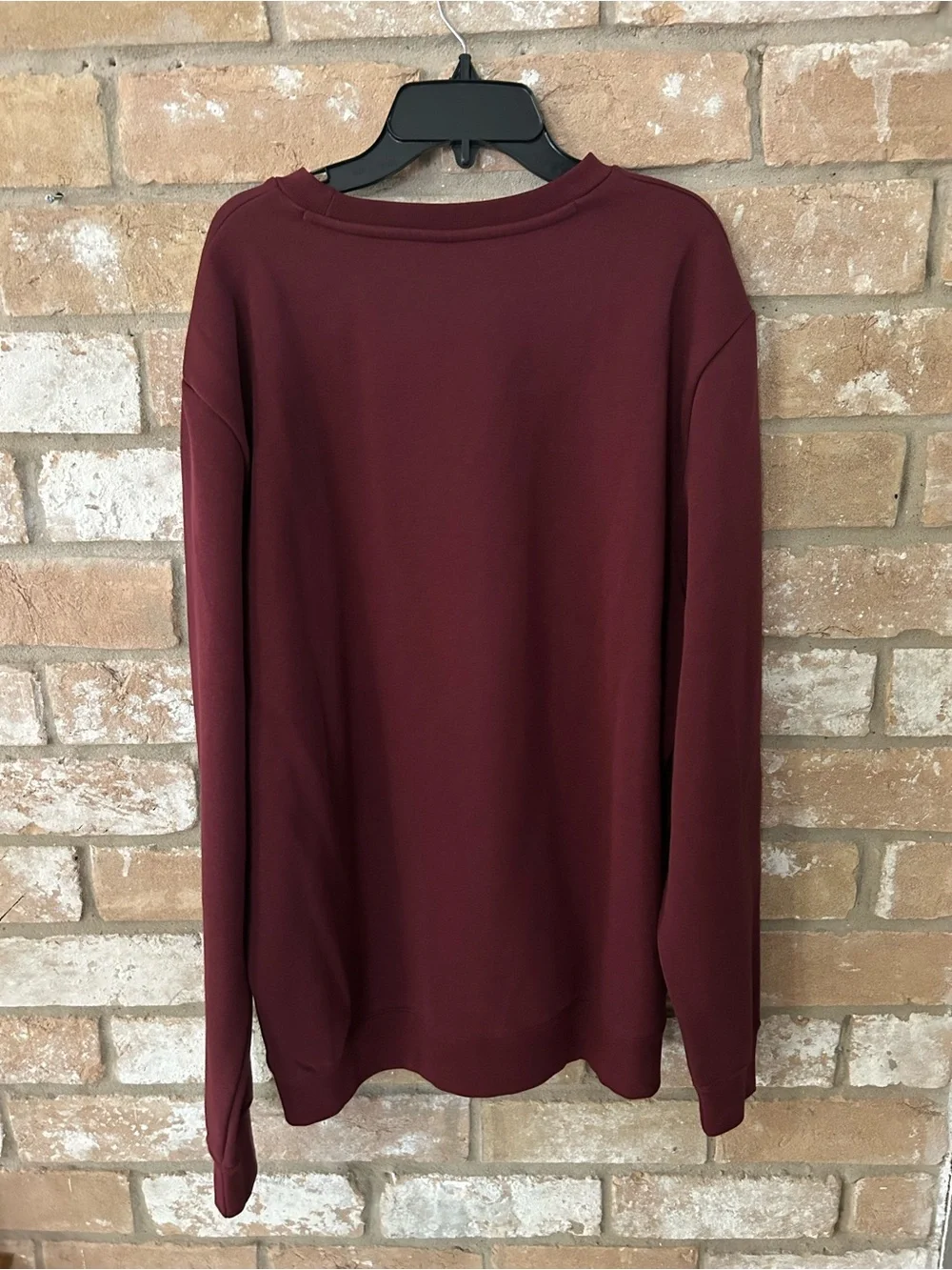 Puma Men's Crewneck Sweatshirt in Burgundy. Size XL. New with tags.